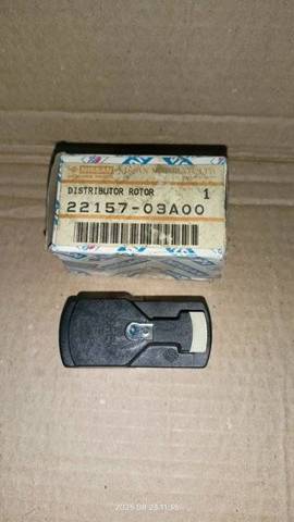 Бегунок трамблера 2215703A00 NISSAN