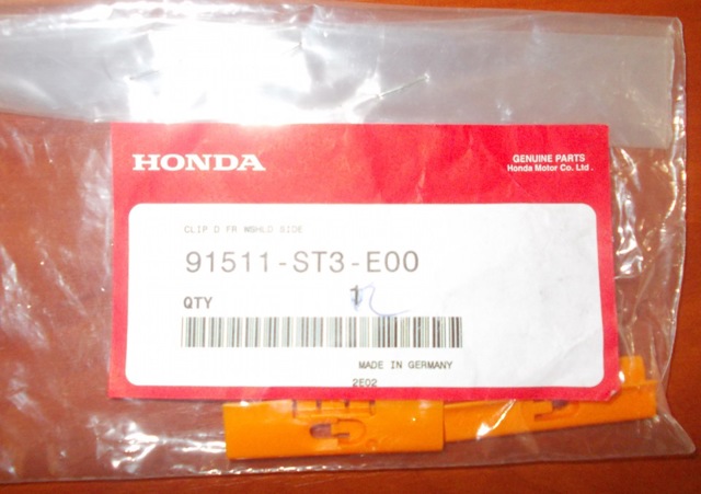 Крепление молдинга ветрового стекла 91511ST3E00 HONDA