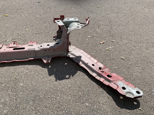 JAGUAR J9C4041 Рамка радиатора в наличии Одесса