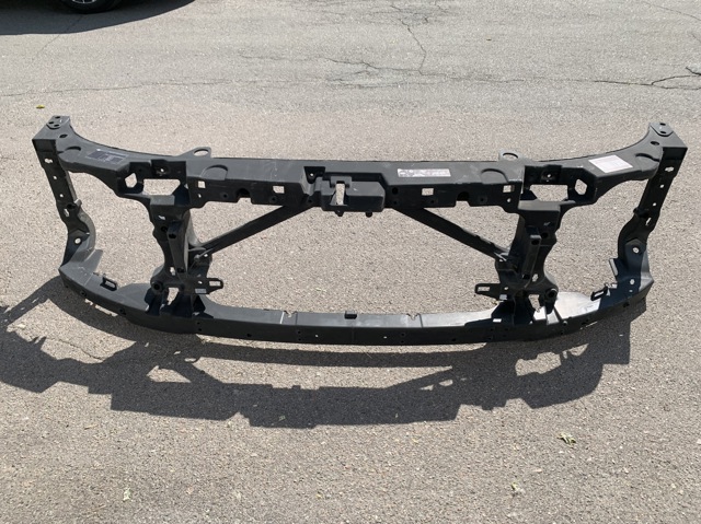 LR054853 LAND ROVER Суппорт радиатора в сборе (монтажная панель крепления фар) купить в Тернополь