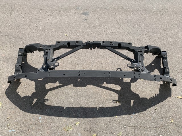 Окуляр для фары LR054853 LAND ROVER