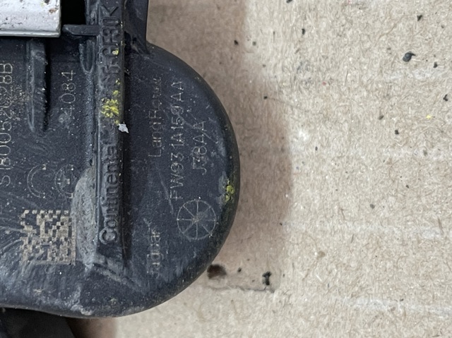 LR070840 LAND ROVER Датчик давления в шинах купить в Чернигов