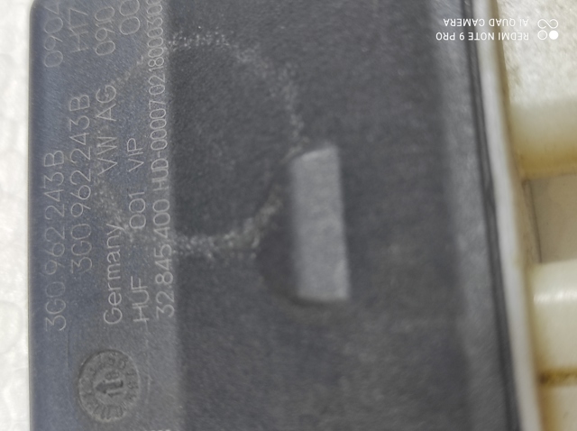 3G0962243B BENTLEY Модуль управления (ЭБУ) открытия крышки багажника (двери 3/5-й задней) купить в Тернополь