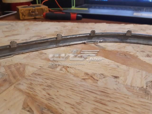 51117033476 BMW Молдинг бампера переднего правый купить в Каменское
