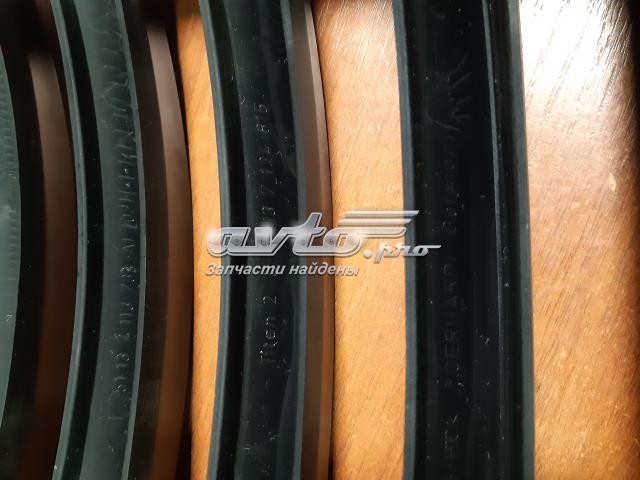 BMW 51137124815 Решетка радиатора левая в наличии Кривой Рог