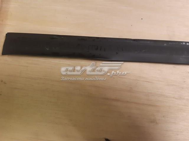 BMW 51211944420 Накладка двери передней правой в наличии Сумы