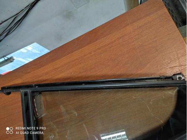 BMW 51357428711 Стекло-форточка двери задней левой в наличии Запорожье