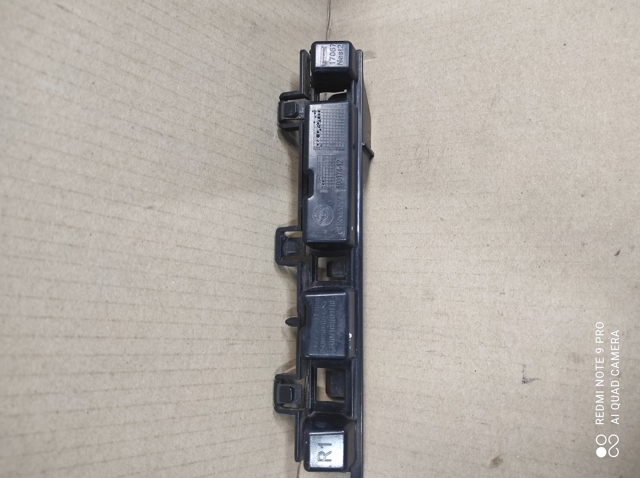 BMW 51777294888 Кронштейн наружной накладки порога правой в наличии Ирпень