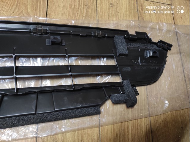TOYOTA 5311278040 Решетка бампера переднего в наличии Винница