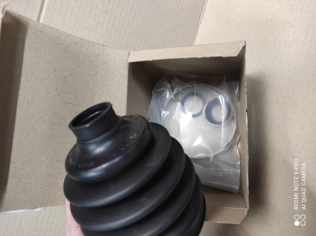 6R0498203 Пыльник ШРУСа передней полуоси наружный купить Черновцы