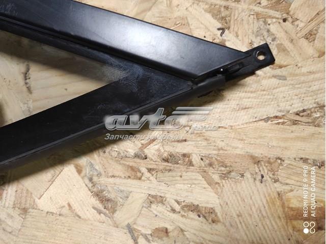 7P6845114 VAG Стекло-форточка двери задней правой купить в Винница