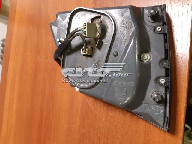 TOYOTA 8158130280 Фонарь задний правый внутренний в наличии Хмельницкий