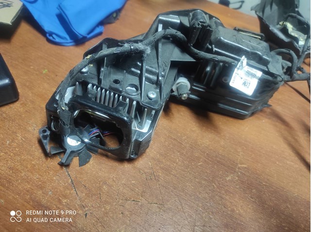 LAND ROVER 90157835E в наличии Кривой Рог