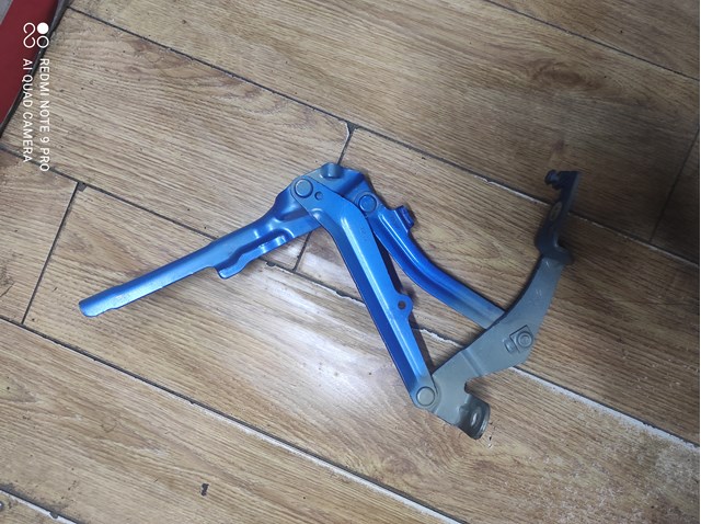 PEUGEOT 9814189880 Петля капота левая в наличии Харьков