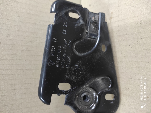 PORSCHE 9Y0823186A Замок капота правый в наличии Днепр