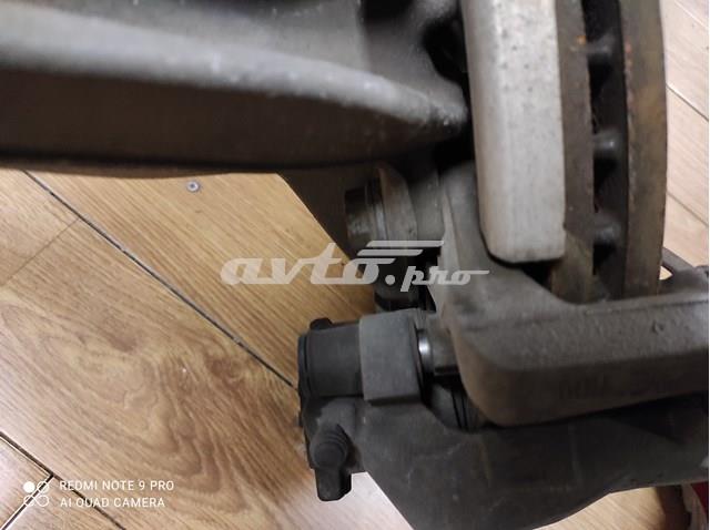 JAGUAR T4A3593 Цапфа передняя правая в наличии Винница
