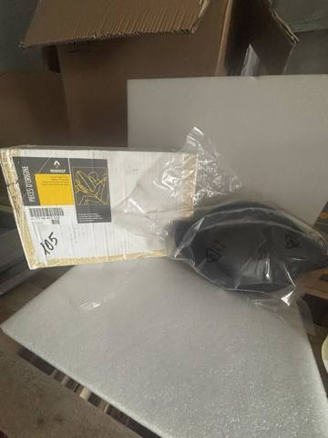 7700433028 RENAULT Подушка безопасности (AIRBAG) водительская купить в Черновцы