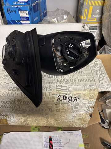 RENAULT 963028938R Левое боковое зеркало в наличии Кривой Рог