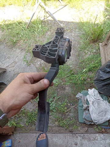 MR955216 MITSUBISHI Педаль газа (акселератора) купить в Днепр