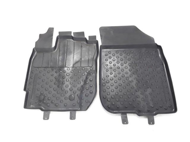 8201581618 RENAULT Коврики передние + задние, комплект купить в Киев