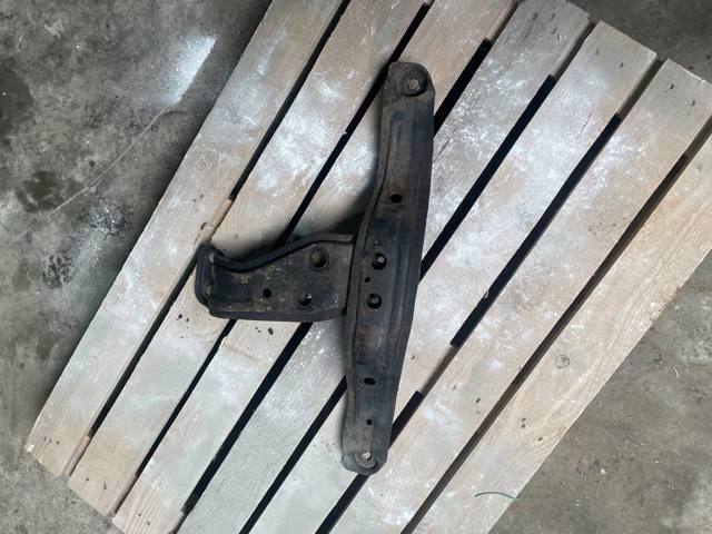 41021AC170 SUBARU Балка крепления двигателя купить в Житомир