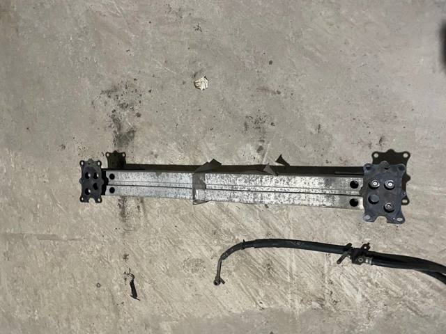 SUBARU 57712AG000 Усилитель бампера переднего в наличии Кривой Рог