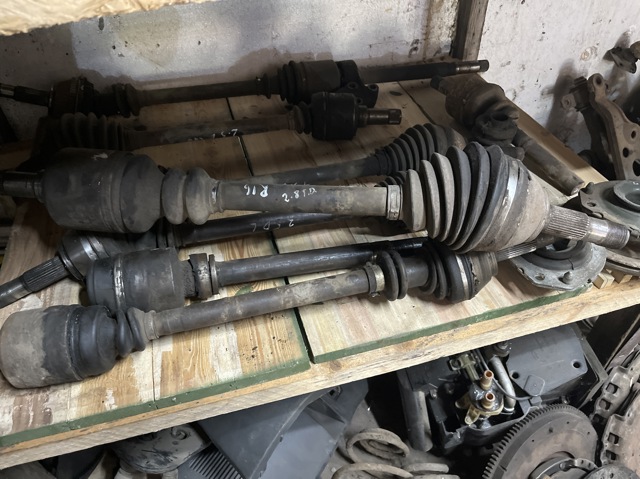 Полуось передняя левая 1487937088 FIAT