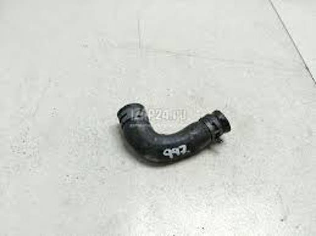 Трубопроводы и шланги системы охлаждения Ауди А8 D3