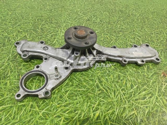 Водяной насос 1610039435 TOYOTA