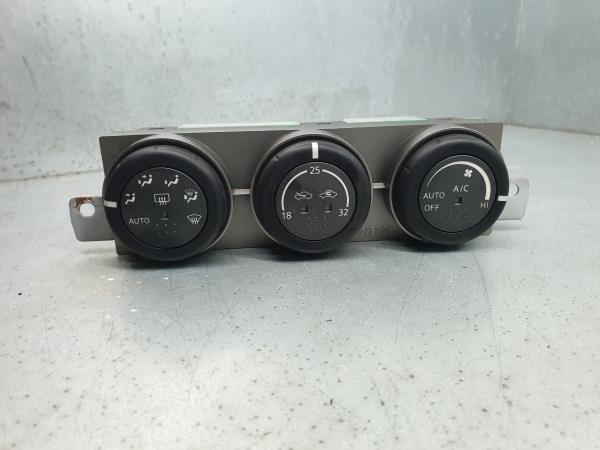 Регулятор вентилятора отопителя 27500EQ410 NISSAN