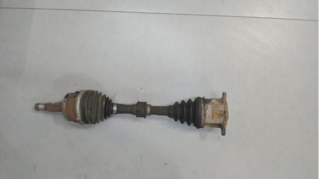 Привод правый 391008H712 NISSAN
