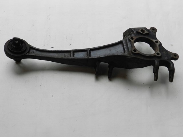 Рычаг/тяга задней подвески продольный нижний, левый 4125A033 MITSUBISHI