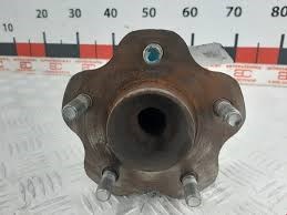 Ступица задняя 43202CA100 NISSAN