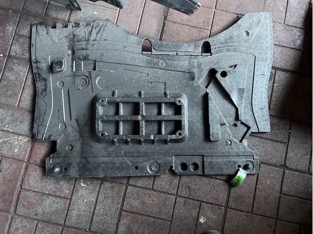 Облицовка багажного отсека, передняя 51477151493 BMW