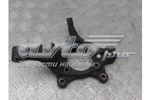 Цапфа правая 527204R010 HYUNDAI