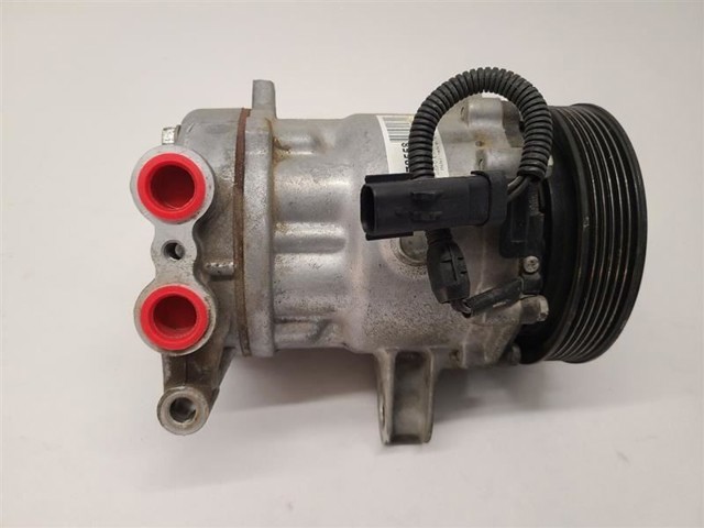 Компрессор кондиционера 55037466AE CHRYSLER