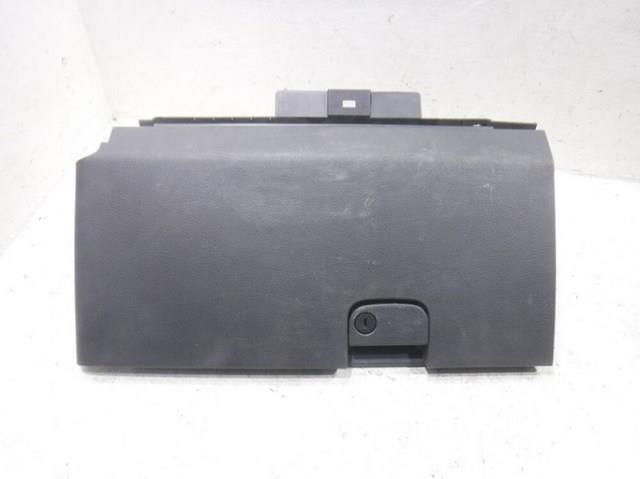 Бардачек 68500EQ400 NISSAN