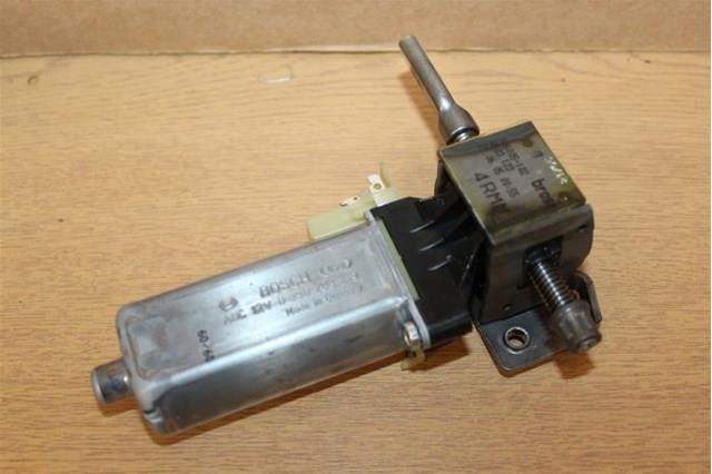 Мотор привода регулировки сиденья 7L0959762A VAG