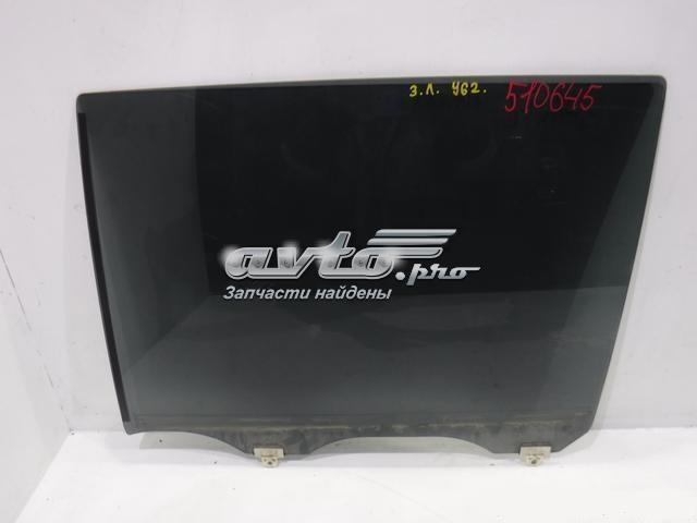 Стекло заднее левое 823011LA1A NISSAN