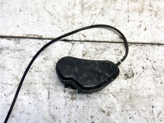 Бачок/демпфер вакуумной системы двигателя 8D0131541B VAG