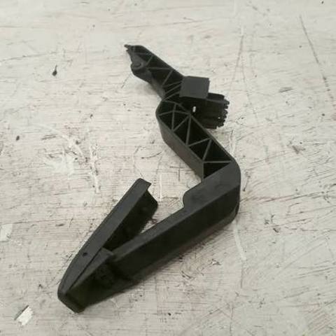Педали газа 8D1721506AC VAG