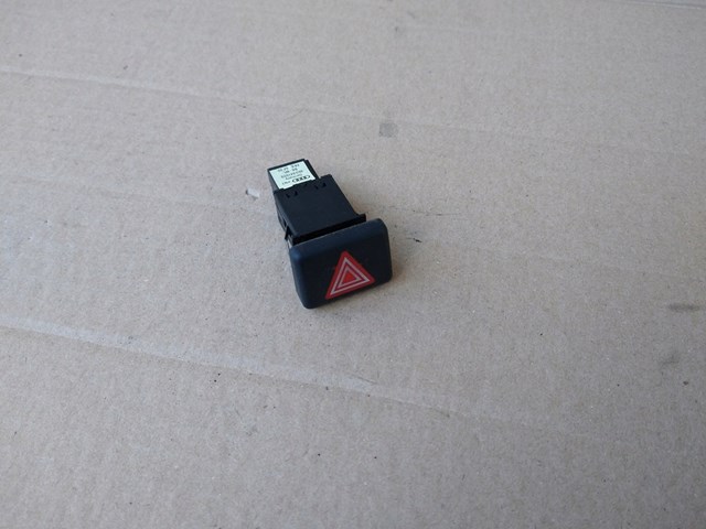 Кнопка аварийки 8E09415095PR VAG