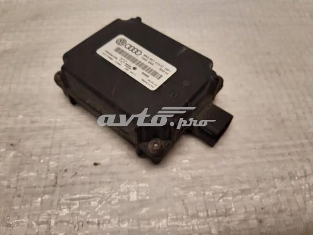 Блок управления системой открывания ворот гаража 8K0907410C VAG