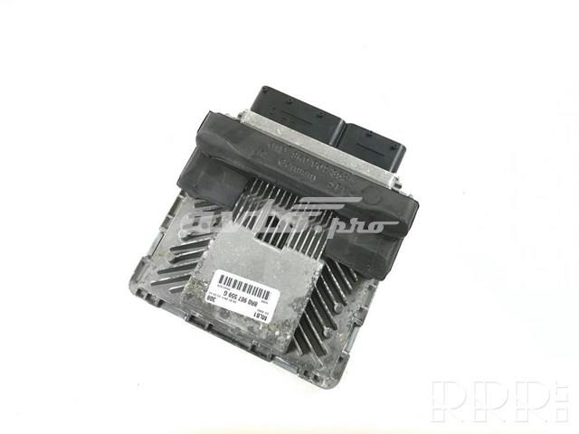 Модуль управления двигателем 8R0907559G VAG