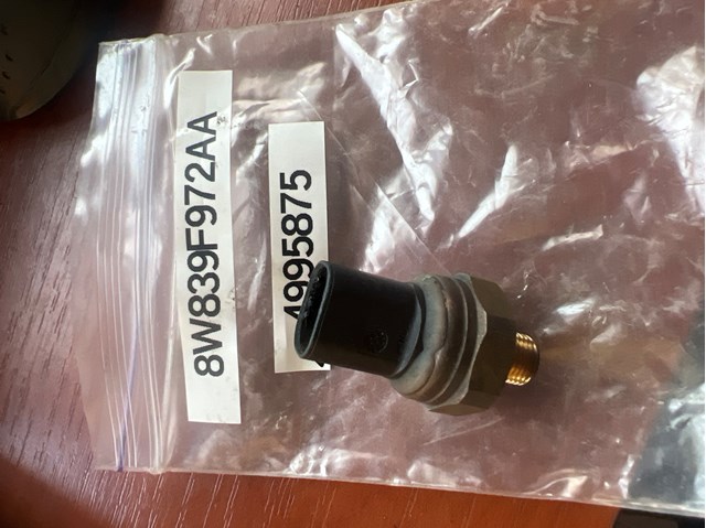 Датчик давления топлива 8W839F972AA FORD