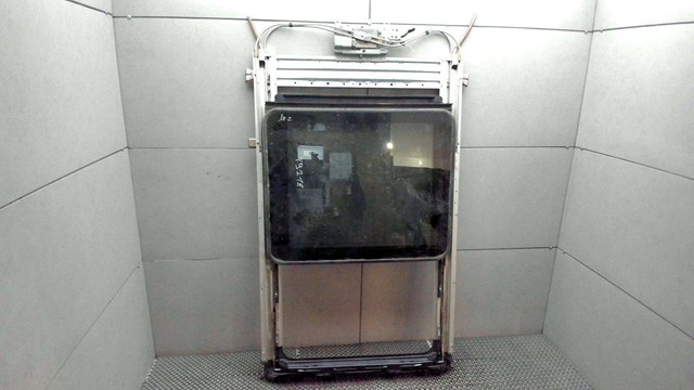 912108H311 Крышка люка крыши купить Черновцы