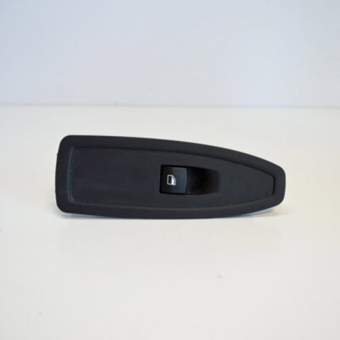 Кнопки переднего правого стекло подъёмника 9208107 BMW
