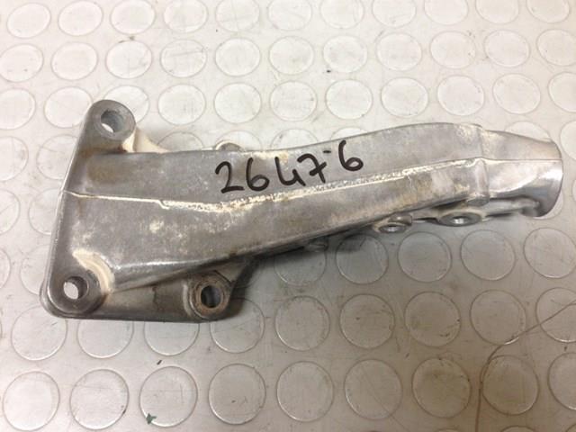 Кронштейн подушки (опоры) двигателя, правой A1662230304 MERCEDES