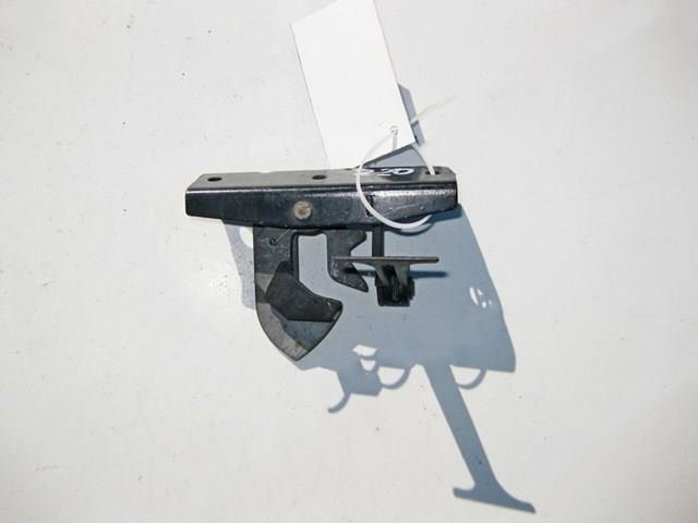 Язычок открывания капота A2118800464 MERCEDES