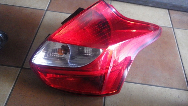 Задняя правая фара BM5113404AK FORD